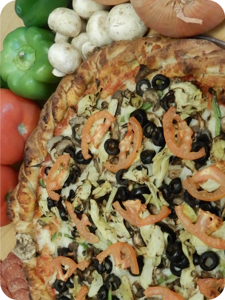 Shrimp pizza with fresh ingredients